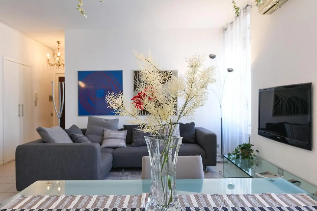 Apartamento Primopiano - Battaglia A Milán