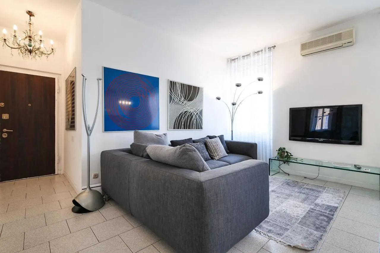 Apartamento Primopiano - Battaglia A Milán