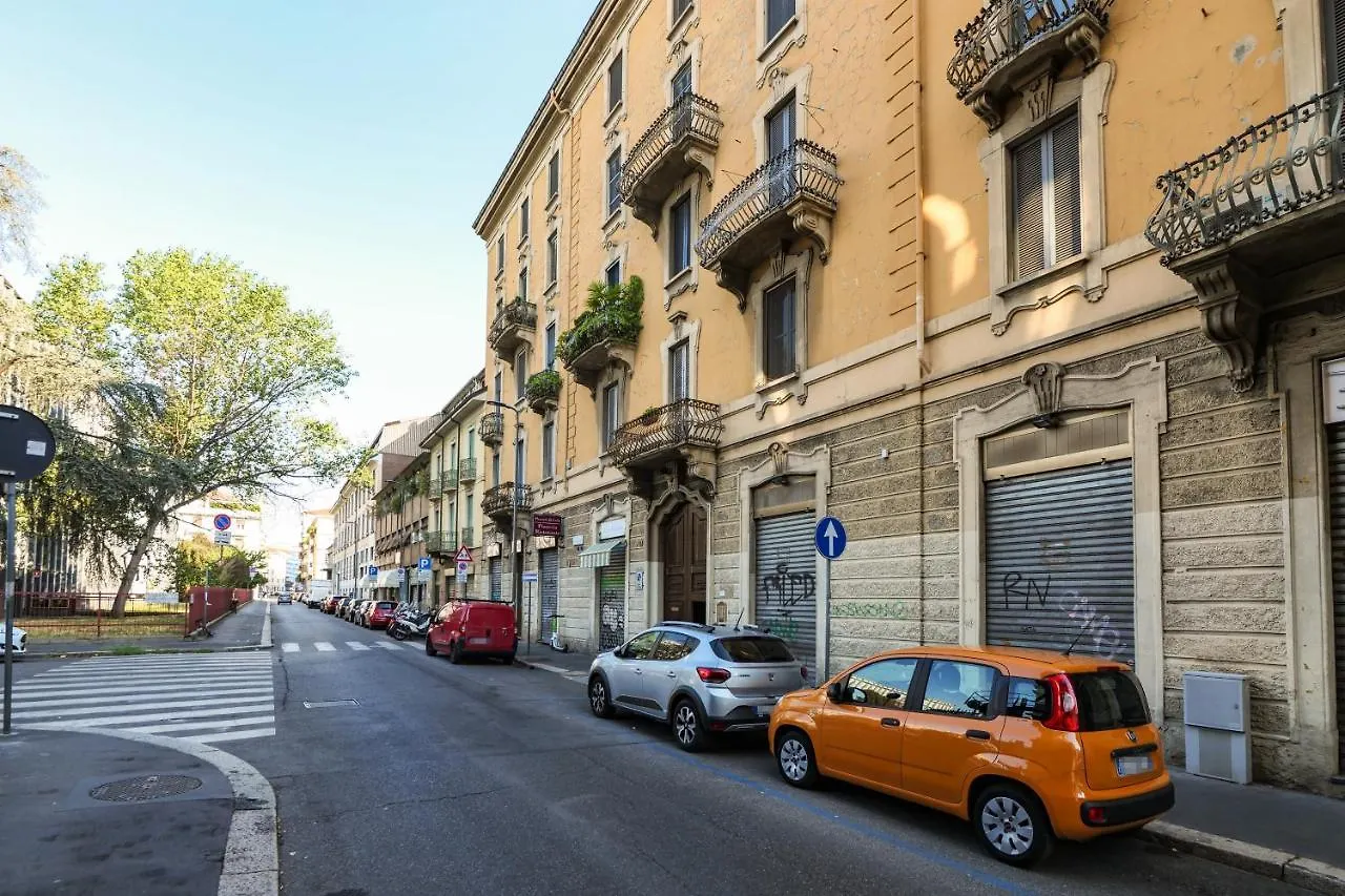 Apartamento Primopiano - Battaglia A Milán